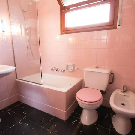 Villa Super Sant Cugat With Swimming Pool Just 20min From Barcelona! Sant Cugat del Vallès