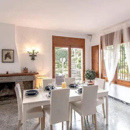 Super Sant Cugat With Swimming Pool Just 20min From Barcelona! * Sant Cugat del Vallès