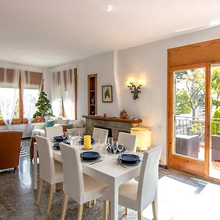 Super Sant Cugat With Swimming Pool Just 20min From Barcelona! Villa