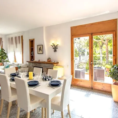 Super Sant Cugat With Swimming Pool Just 20min From Barcelona! Villa